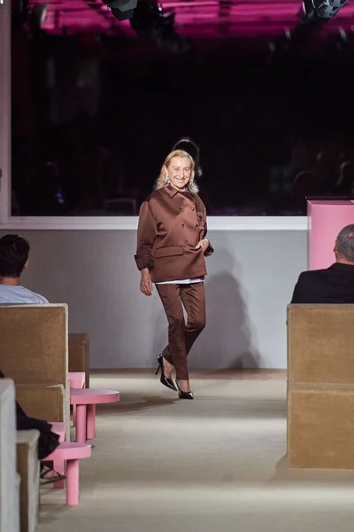 Look 48